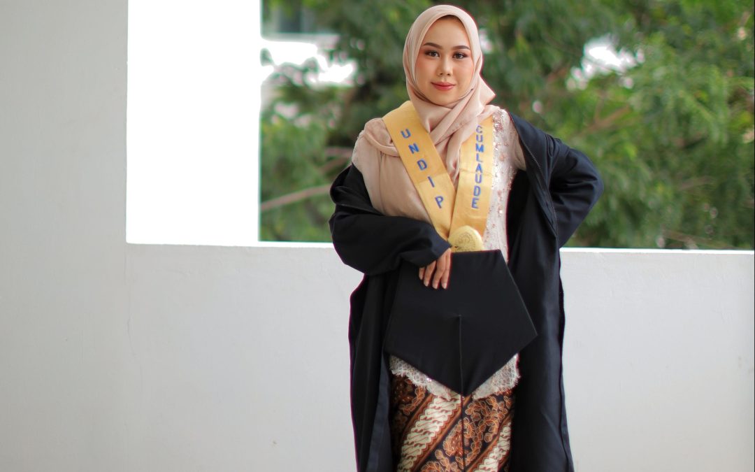 Master’s Student in Chemistry at Diponegoro University, Brainy Happy Ana Tasiman, Makes a Breakthrough in Photocatalysis