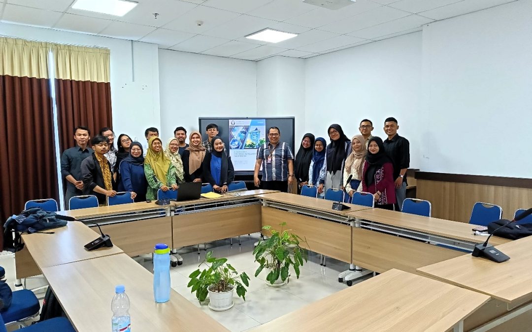 Monitoring dan Evaluasi (Monev) proses perkuliahan dan penelitian mahasiswa program by course dan by research di Prodi Magister (S2) Kimia pada Semester Gasal 2024-2025.